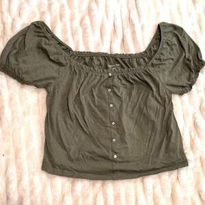 American Eagle Outfitters Puff Sleeve Square Neck Button Tee Medium
